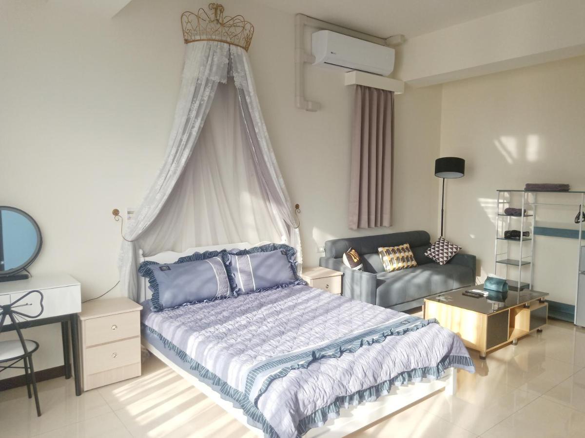 Yh Liu Shi Lu Hotell Tainan Exteriör bild